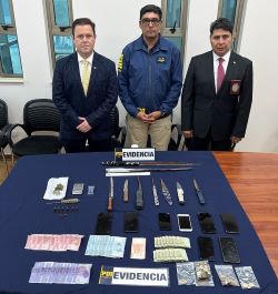 PDI de Los Vilos desarticula conocida banda local incautandoarmas, drogas, equipos móviles y dinero en efectivo