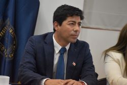 Seremi de Gobierno descarta recortes sociales y acusa uso político de la polémico por oficio de hacienda.